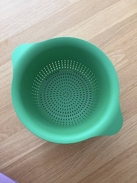 Ikea Behälter & Ähnliches: Green Plastic Colander / Strainer – Gebraucht aus Zürich von den_5zk6