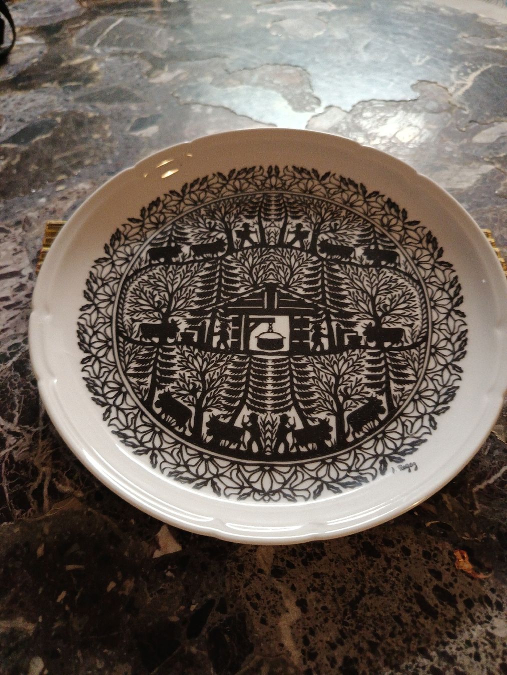 Assiettes: Scherenschnitt Teller – D'occasion à Speicherschwendi par clepsydra66
