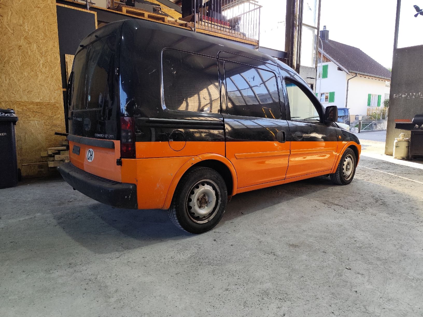 Opel Automobili: Opel Combo 1.7 DTI – Difettoso da Rüthi (Rheintal) venduto da benzmario 2