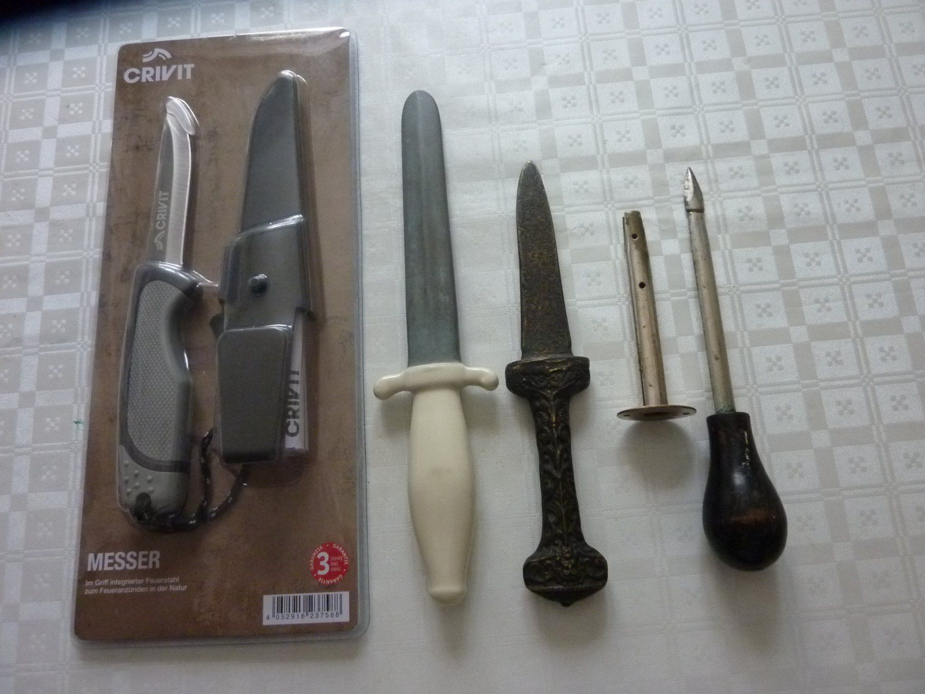 Zubehör: LIQUIDATION Messer CRIVIT Bronzemesser Trokar Wetzstab – Gebraucht aus Dietikon von damaszen