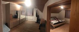 Grosser Schlafzimmerschrank