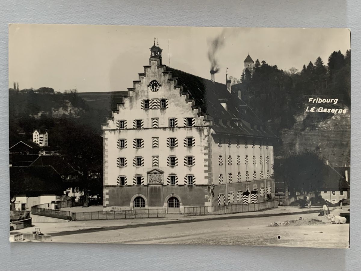 Cartoline postali:   Ansichtskarten Schweiz - Fribourg, Planche Supérieure, FR – Usato da Düdingen venduto da polytropon_5 2