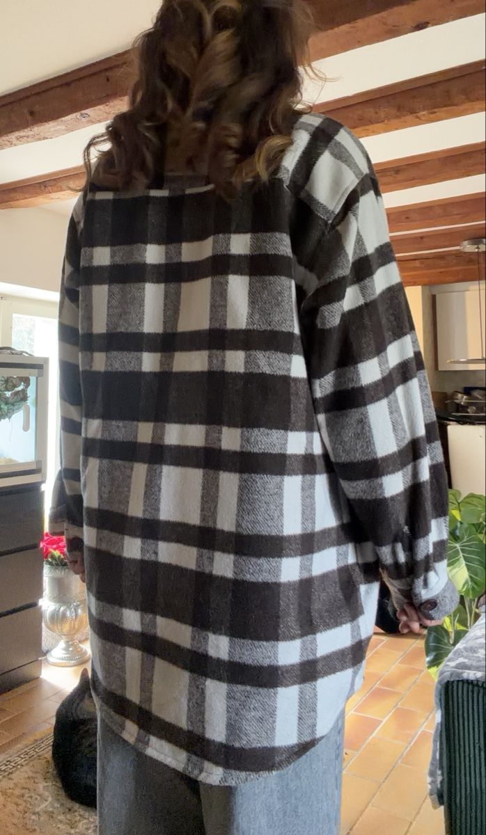 Vestes: Veste brune et blanche  – D'occasion à La Tour-de-Peilz par mar_vgz2 3