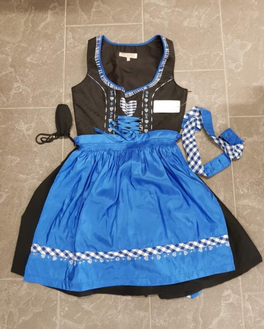Vestiti: neues 2-teiliges Dirndl Gr. 38 – Nuovo (secondo la descrizione) da Brislach venduto da Ramona6 1