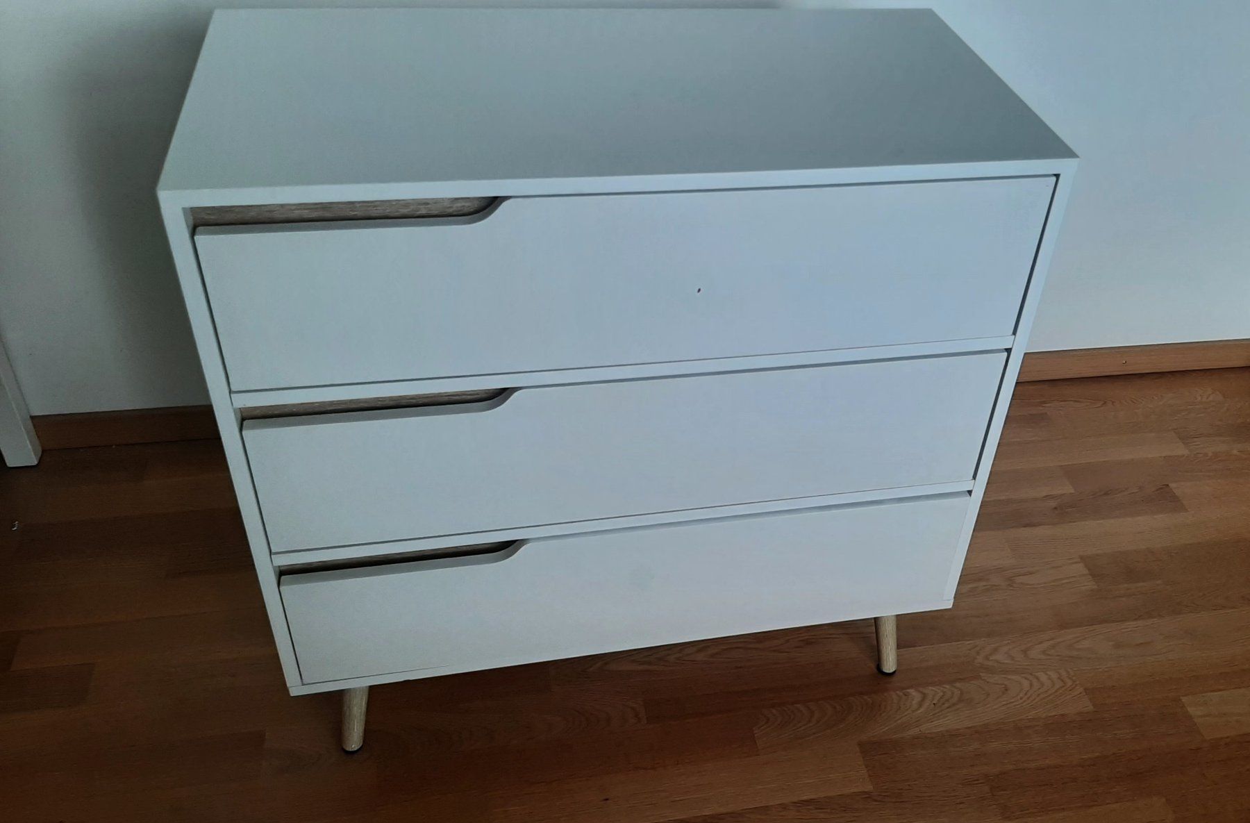 Kommoden: Commode blanche 3 tiroirs – Gebraucht aus Plan-les-Ouates von jul_5ggd 2