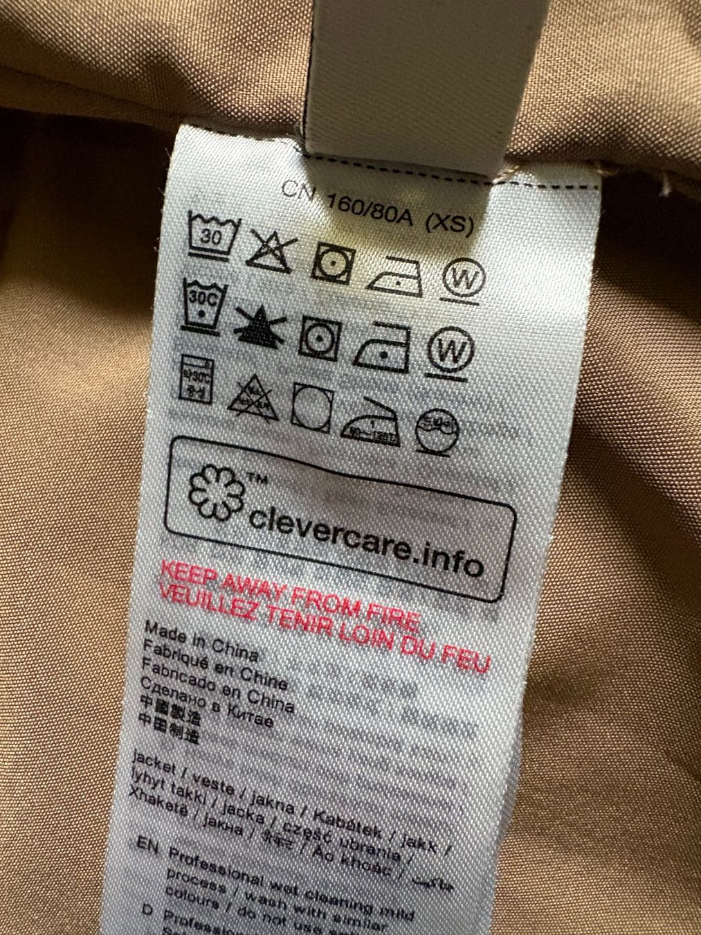 Esprit Cappotti: Trench-coat ESPRIT bicolore beige, mi-saison – Usato da Cudrefin venduto da esylram 3