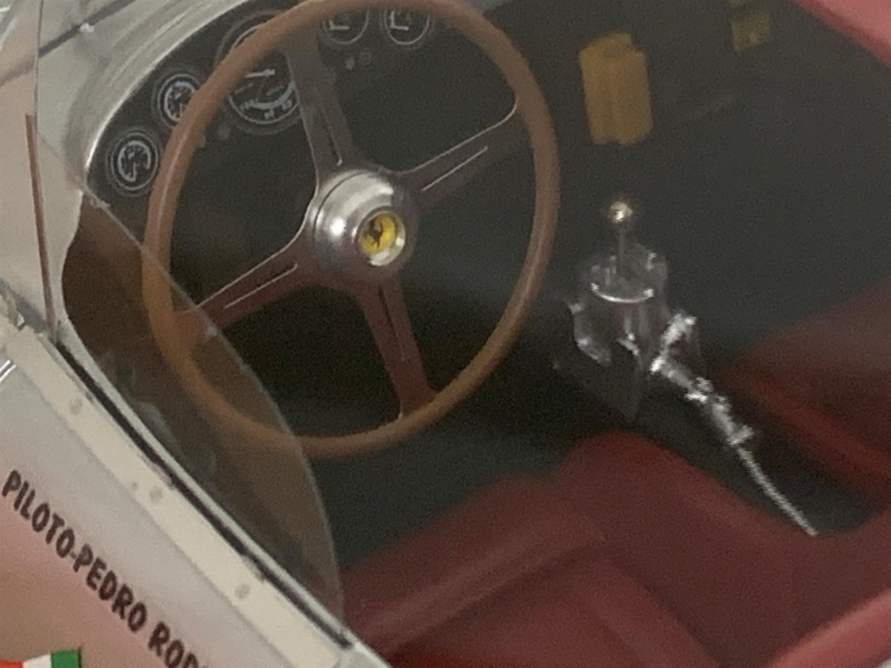 Modellini d'auto: Ferrari 250 Testarossa  silber 1/18  BBR – Nuovo e nell'imballaggio originale da Stein AR venduto da Krabbe2 4