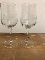 2 Weisswein Degustationsgläser mit Traub