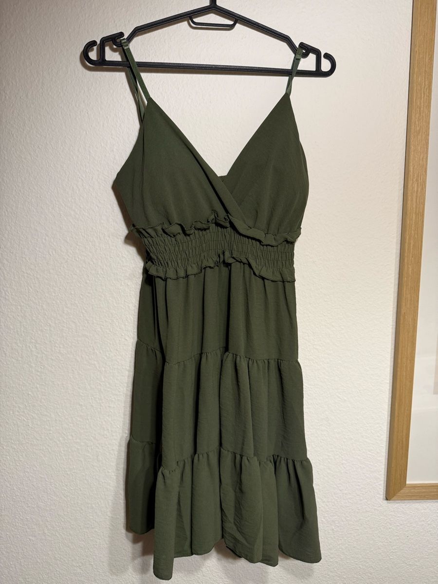 Lotti di vestiti: Kleiderpaket, Grösse XS-M – Usato da Stäfa venduto da buecher10 8