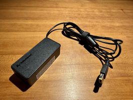Lenovo Netzteil Modell ADLX45NCC3A 20V 2.25A 45W