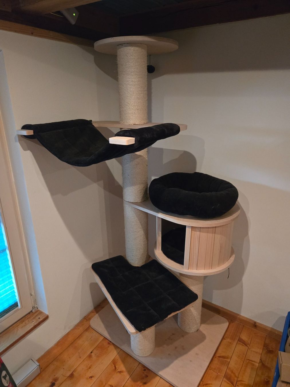 Katzenbaum - Kratzbaum: Katzenbaum – Gebraucht aus Kriechenwil von rehal83