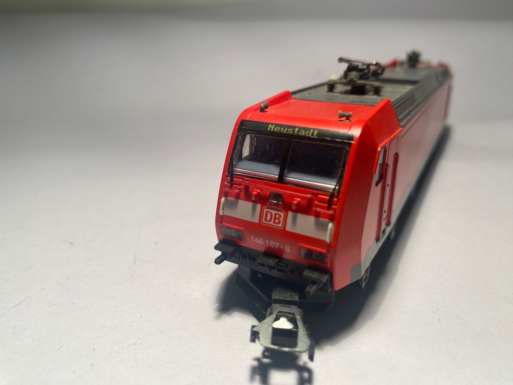 Trix Modellini di ferrovie: Trix E-Lok BR146 DB rot 146 107-8, DC Digital – Usato da Buchrain venduto da Modellbahn11 3