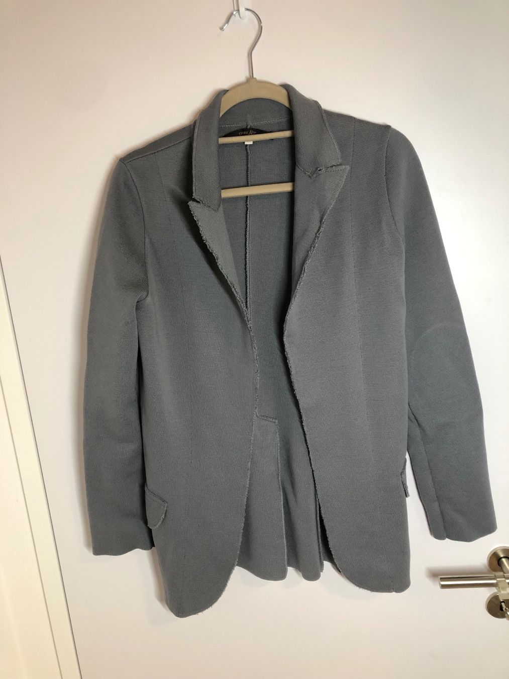 Giacche: Strickblazer aus Merinowolle – Usato da Zizers venduto da sarah_1987