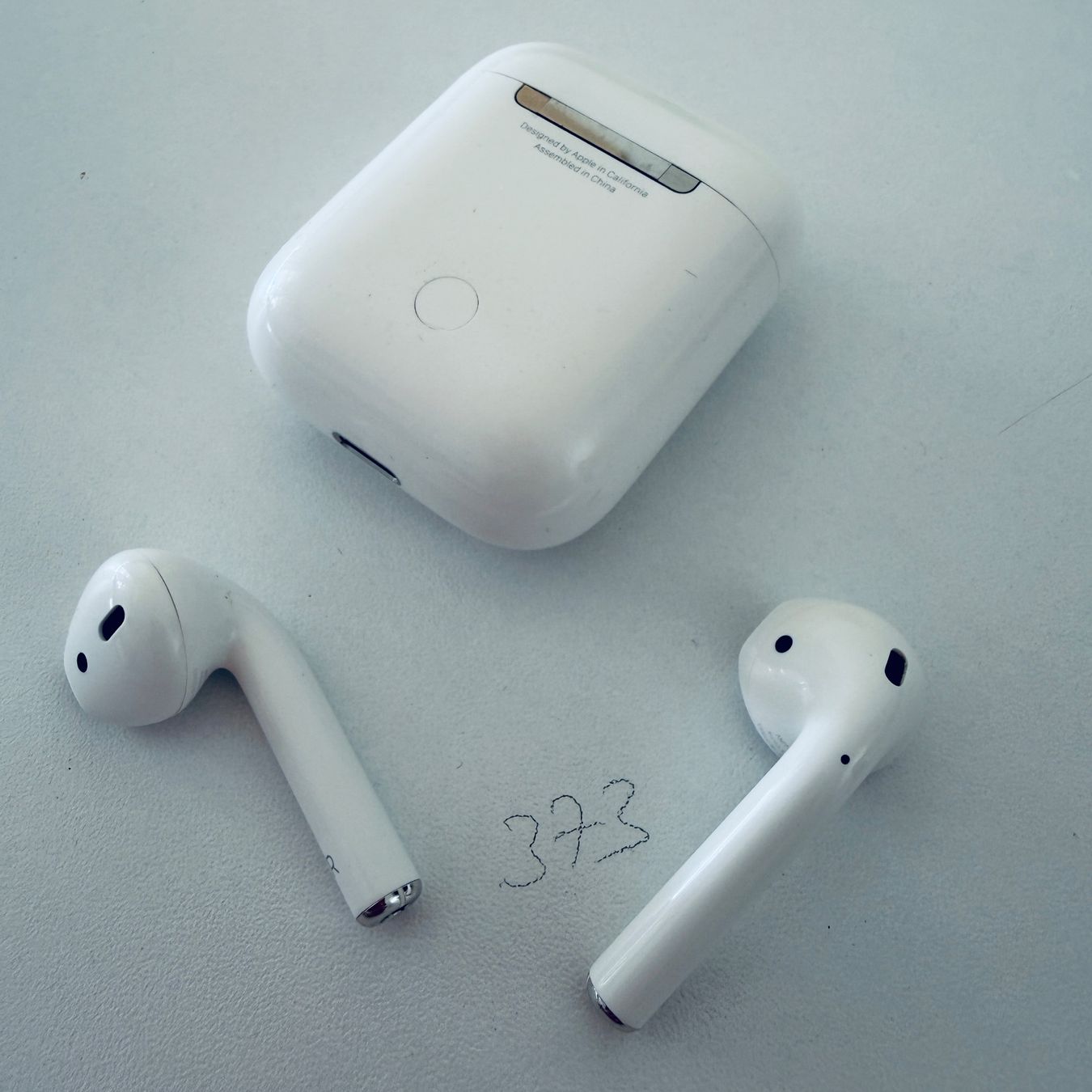 Apple Kopfhörer: Original Apple AirPods 2 Gen. Wireless Kopfhörer & Case – Gebraucht aus Basel von MY.AIRPODS.SHOP 9