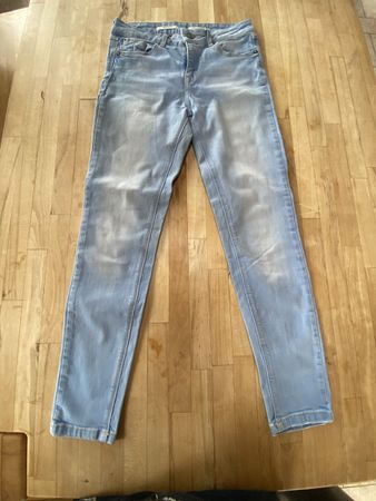 LIQUIDATION!!!  Jeans taille EUR 38 Stradivarius