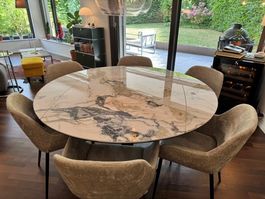 Mutoni Design Esstisch