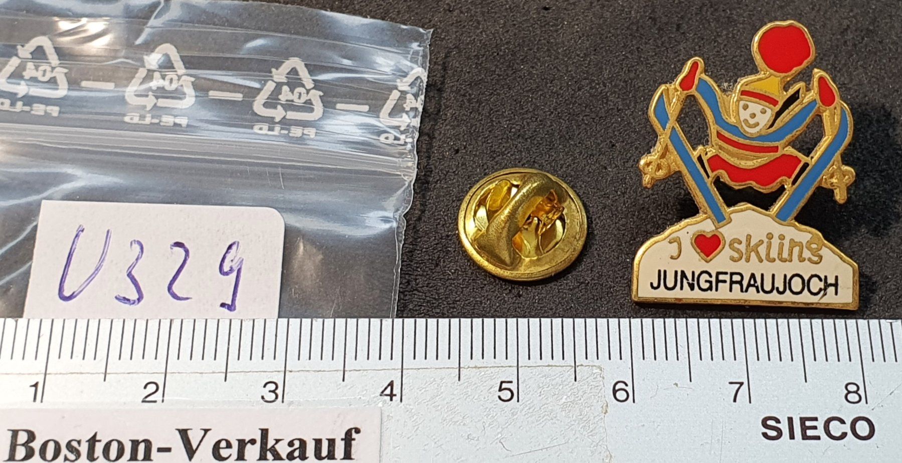 Placchette & Badge: U329 - Pin J Like skiing Jungfraujoch – Usato da Reinach BL venduto da Boston-Verkauf 2
