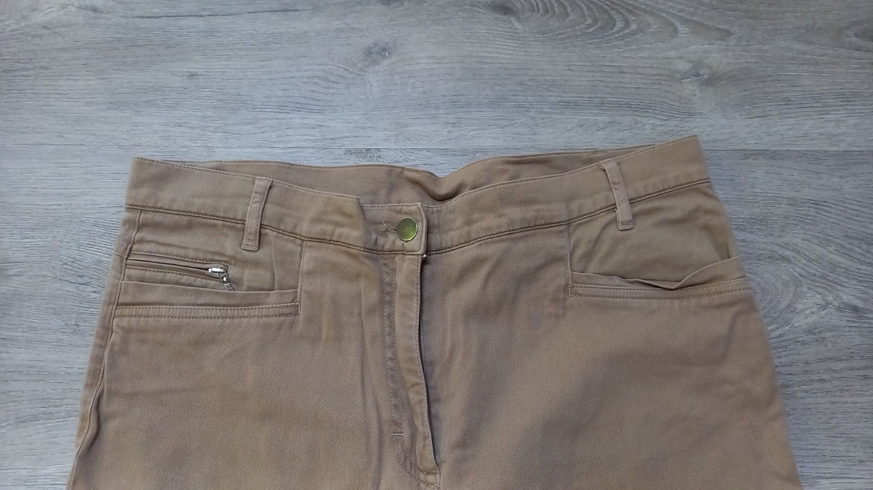 Pantaloni: Nulu Hose  42 – Usato da Bätterkinden venduto da Elefantenzoo 1