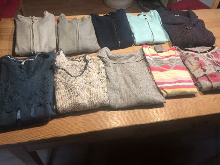 5  schicke Jäckli + 5 Langarmpullover Gr. 36