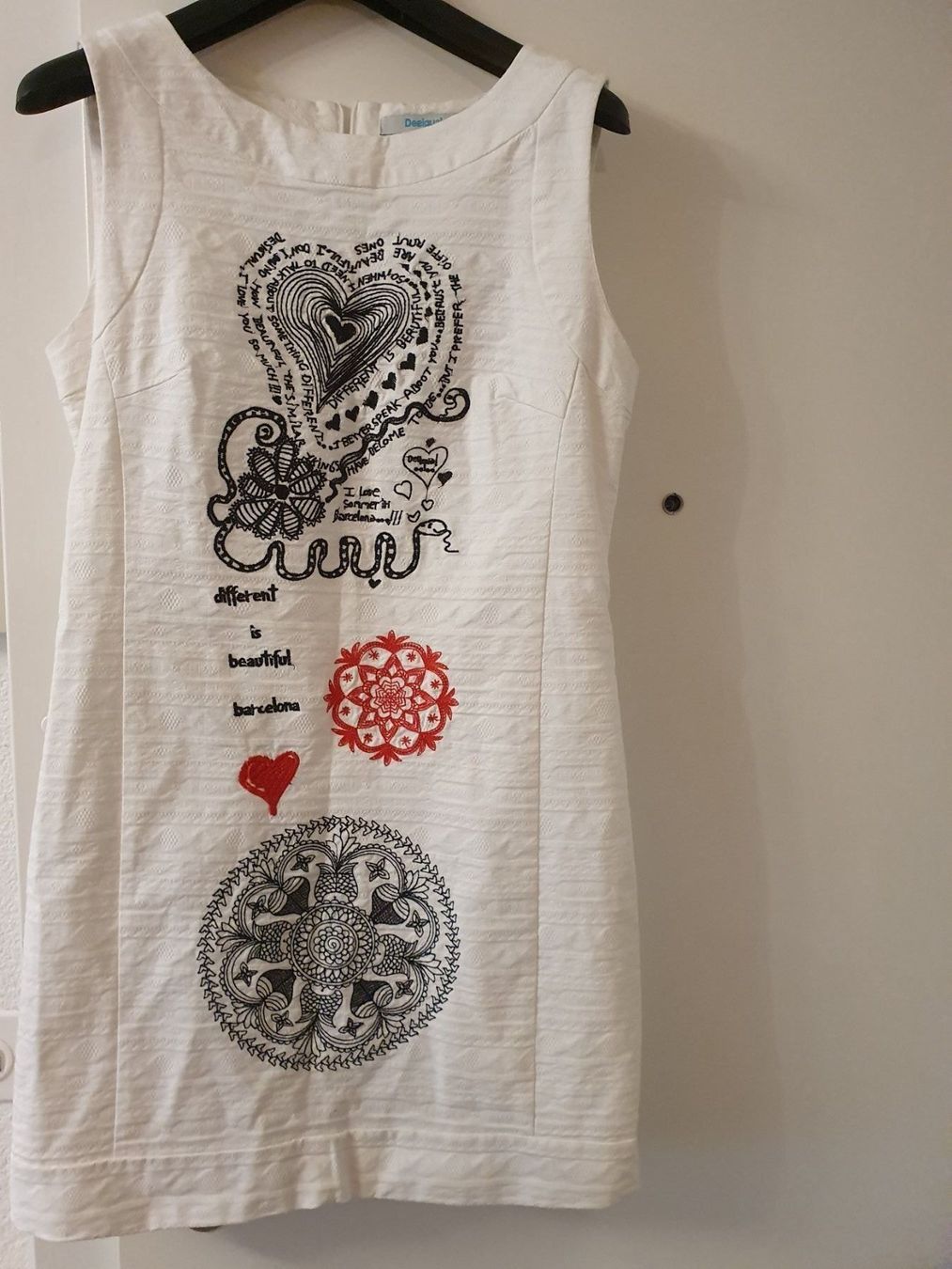 Desigual Vestiti: Desigual Etuikleid Gr.40 – Usato da thalwil venduto da Raishin720