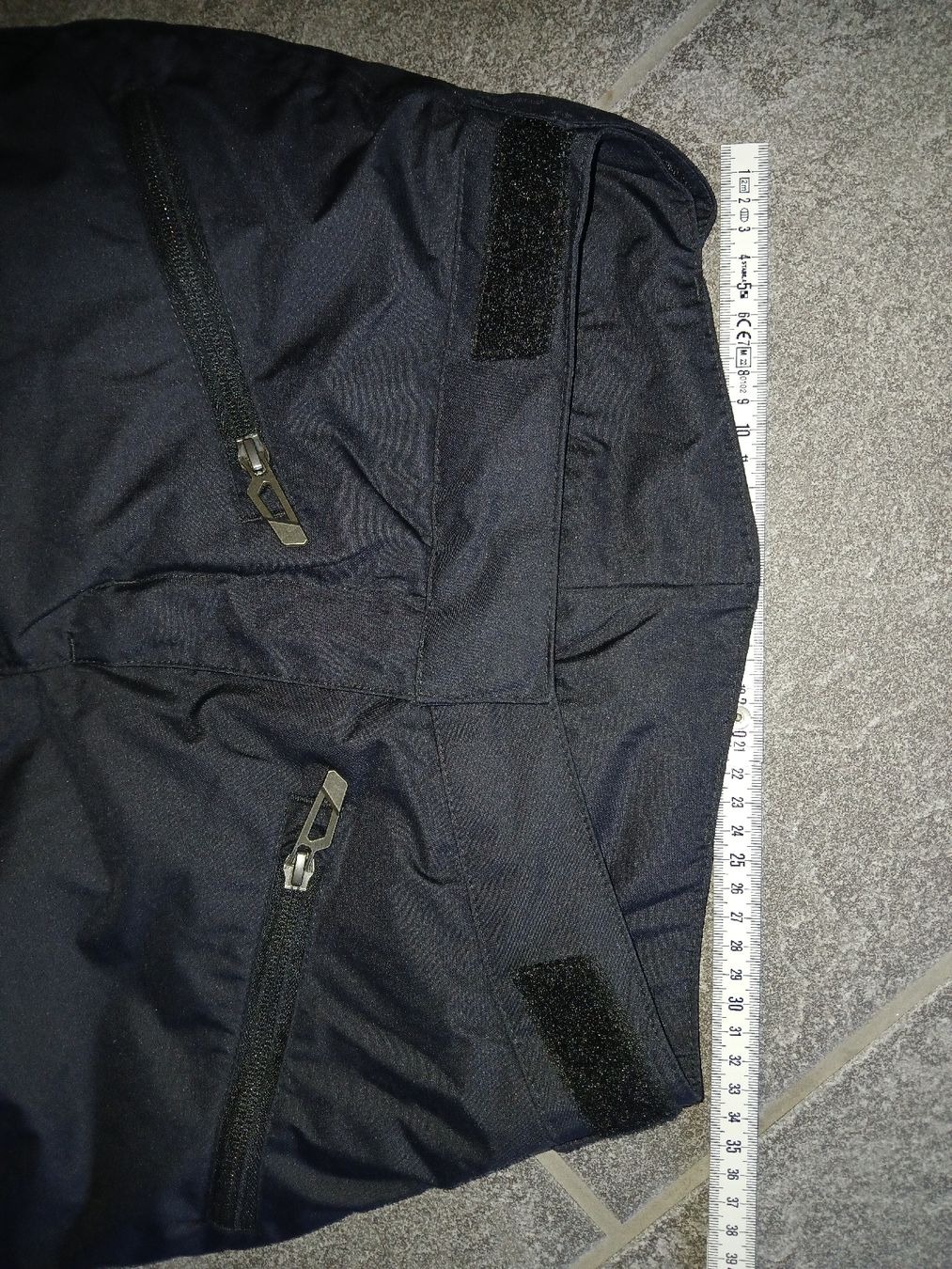 Decathlon Skis: skihose weder S – Gebraucht aus recherswil von papamoll71 1