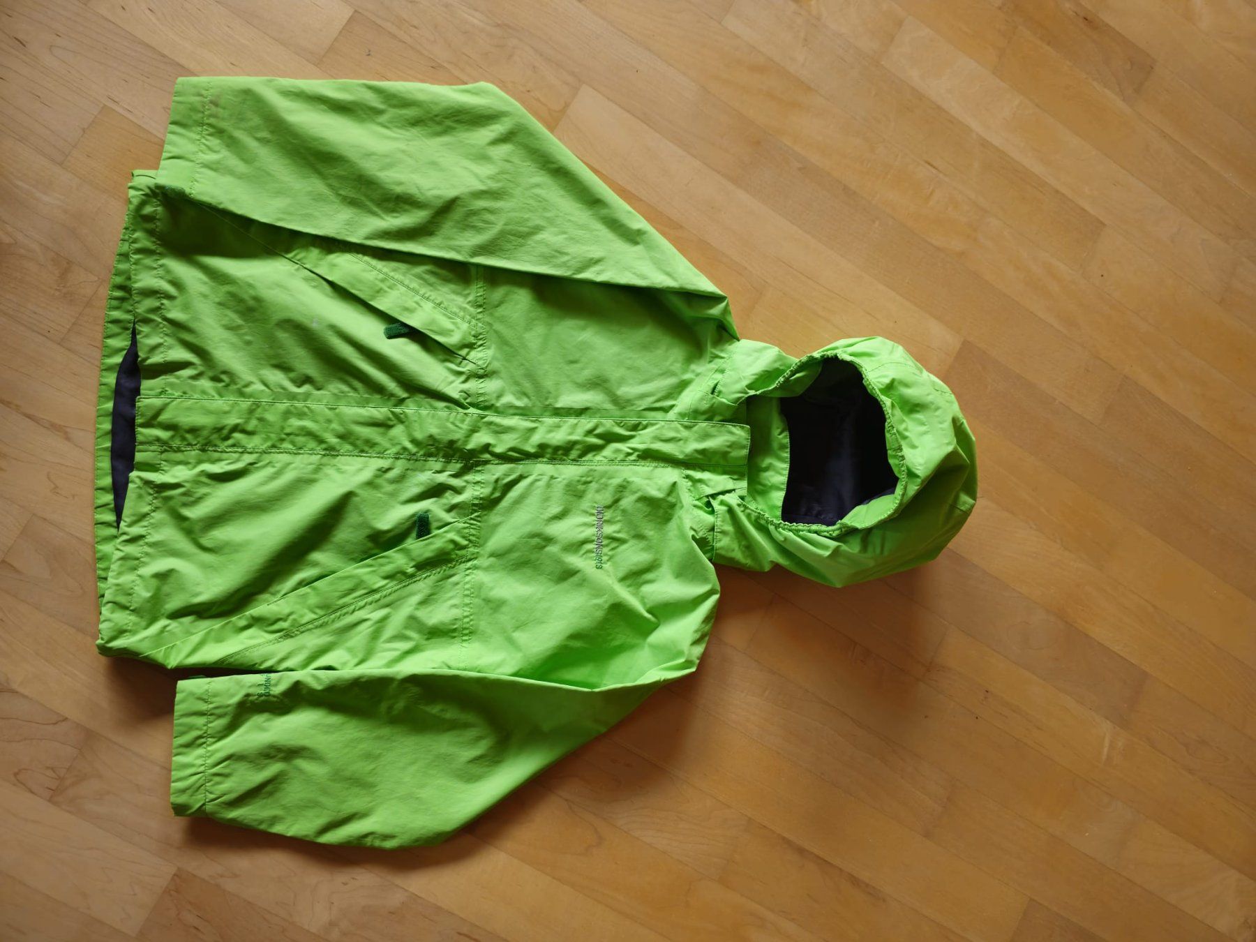 Didriksons Jacken: Regenjacke Didriksons Grösse 130 – Gebraucht aus Lungern von Bohnenkraut69