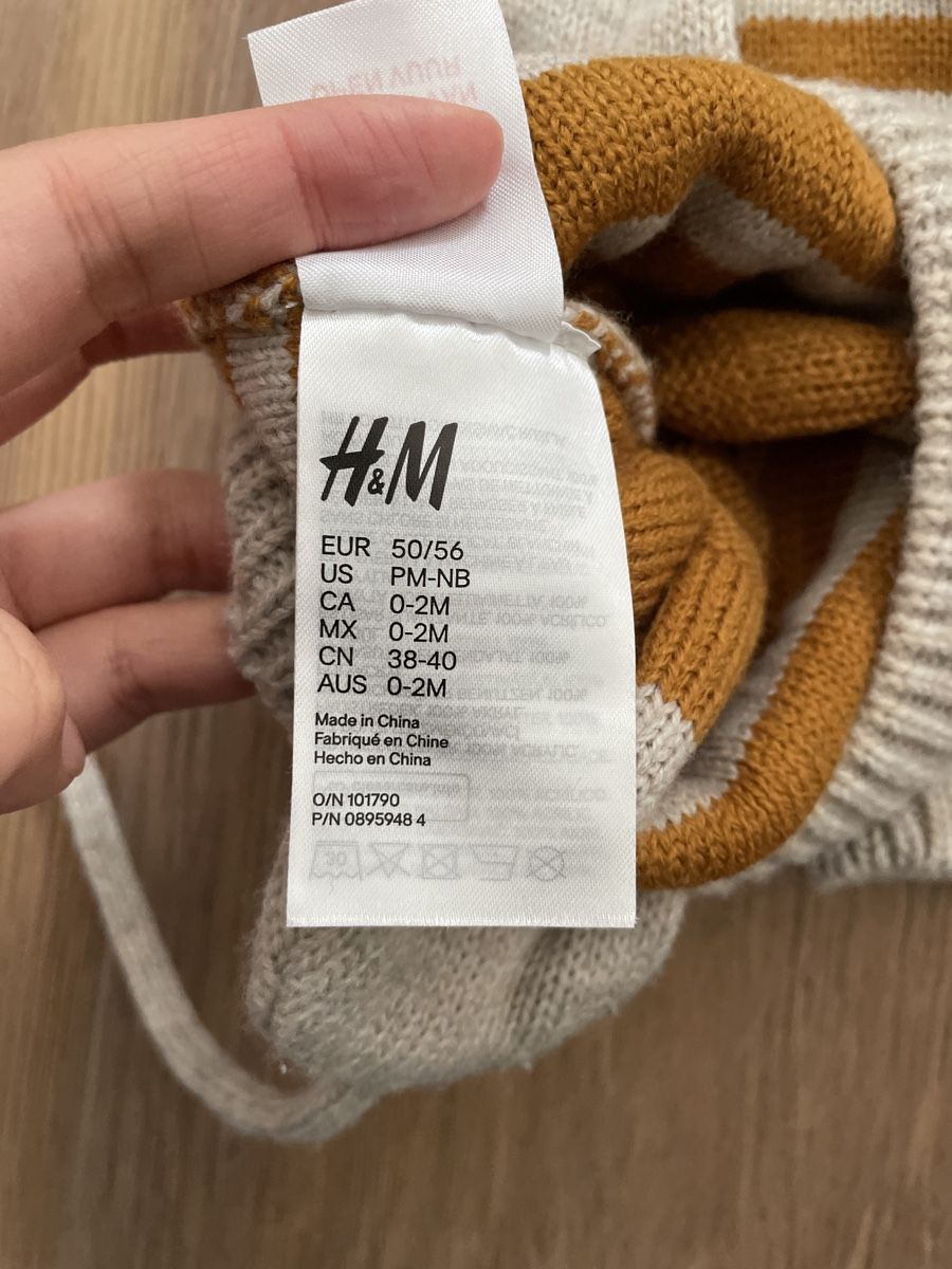 H&M Lotti & Set di vestiti: H&M Baby Knitted Winter Set, until 18 months – Usato da Zürich venduto da muz_5h6k 1