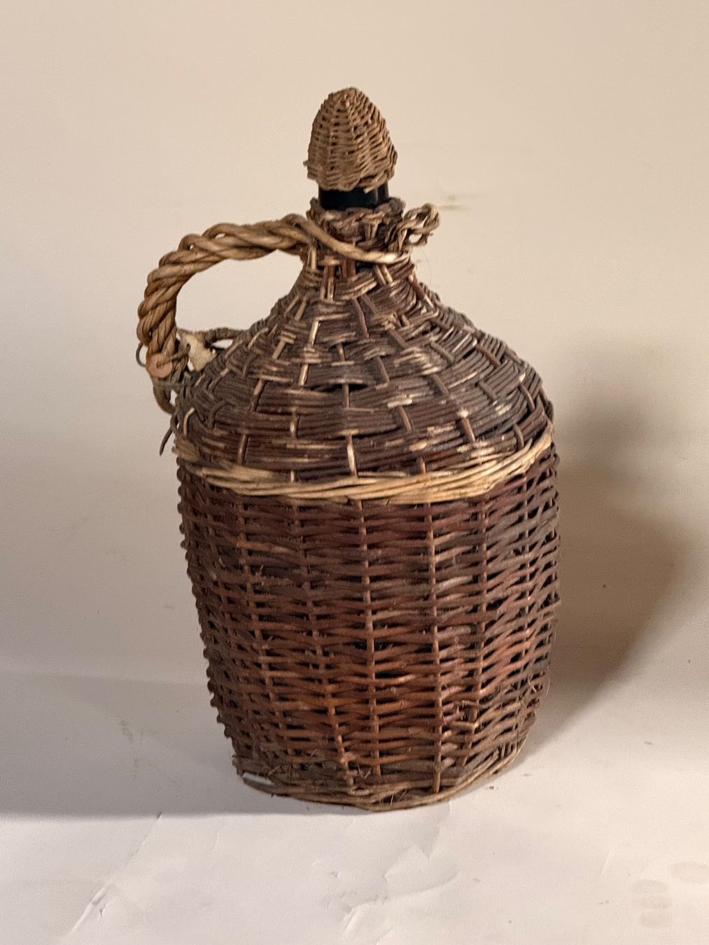 Coffres: Dekor Korbflasche – D'occasion à Zürich par El-Ga