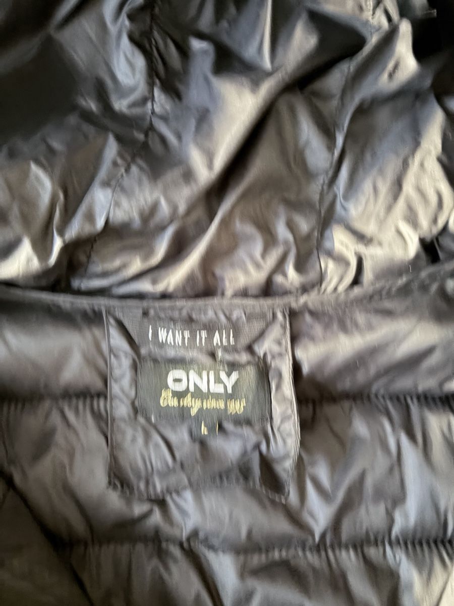 Only Gilet & Giacche senza maniche: Only Gilette Grösse L  – Usato da Gossau SG venduto da rut_2dkt 2
