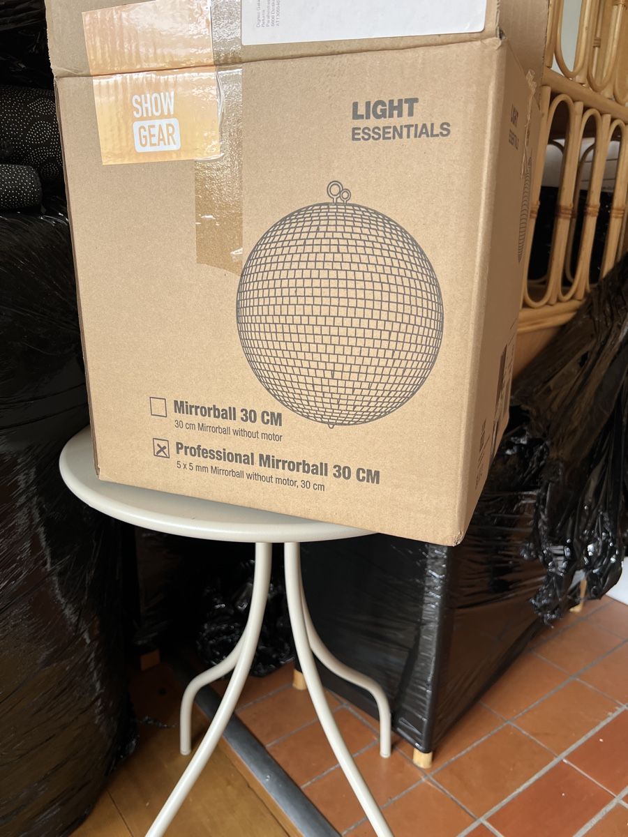Alle Dekorationen: Discokugel Spiegelkugel 30 cm Durchmesser – Gebraucht aus Biel/Bienne von mona222 2