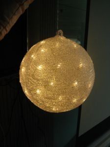 Tutte le decorazioni: LED-Kugel aus Acryl, Durchmesser 30cm – Nuovo e nell'imballaggio originale da Kaltbrunn venduto da bue_xtg5