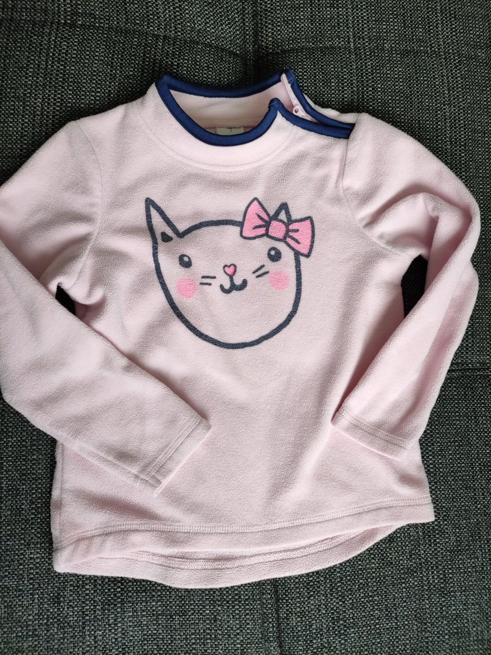 C&A Pulls et sweat-shirts: Pullover C&A Gr 116 – D'occasion à Zollikerberg par nmonika
