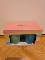 4 verres en plastique (neufs)