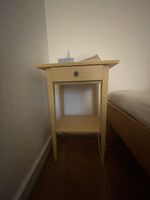 Zwei Nachttische IKEA