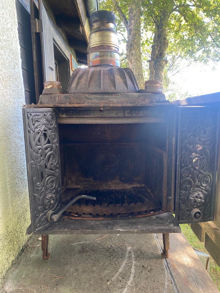 Camini: Insert de cheminée Jotul  – Usato da Carouge GE venduto da charmettes 1