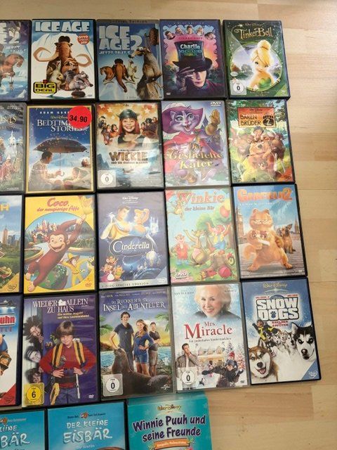 Tutti i DVDs: 34 DVD von ICE AGE bis Winnie Puh – Usato da Mollis venduto da Hg 2