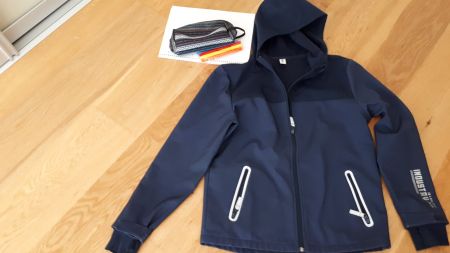Jacke mit Kapuze: YIGGA