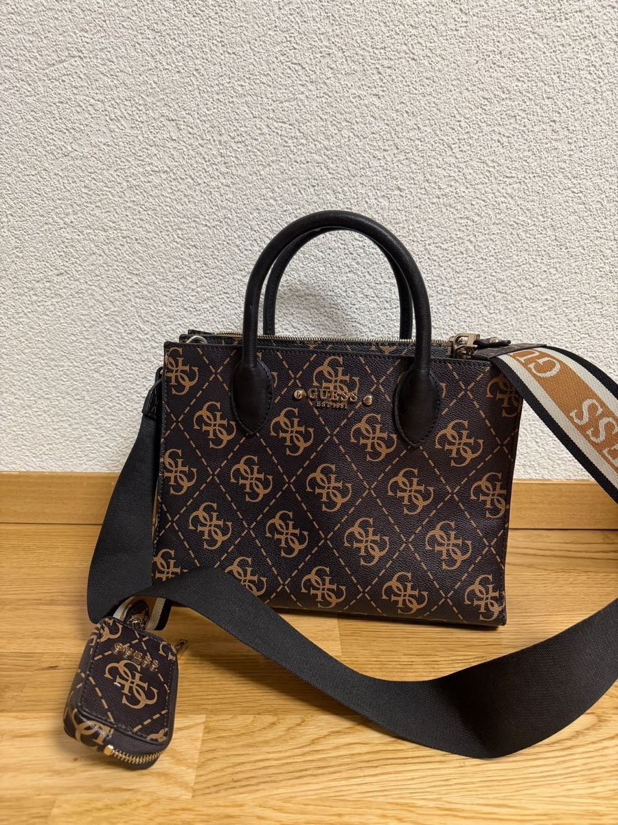 Guess Taschen für Damen: Sac Guess – Gebraucht aus Fribourg von Miriam99