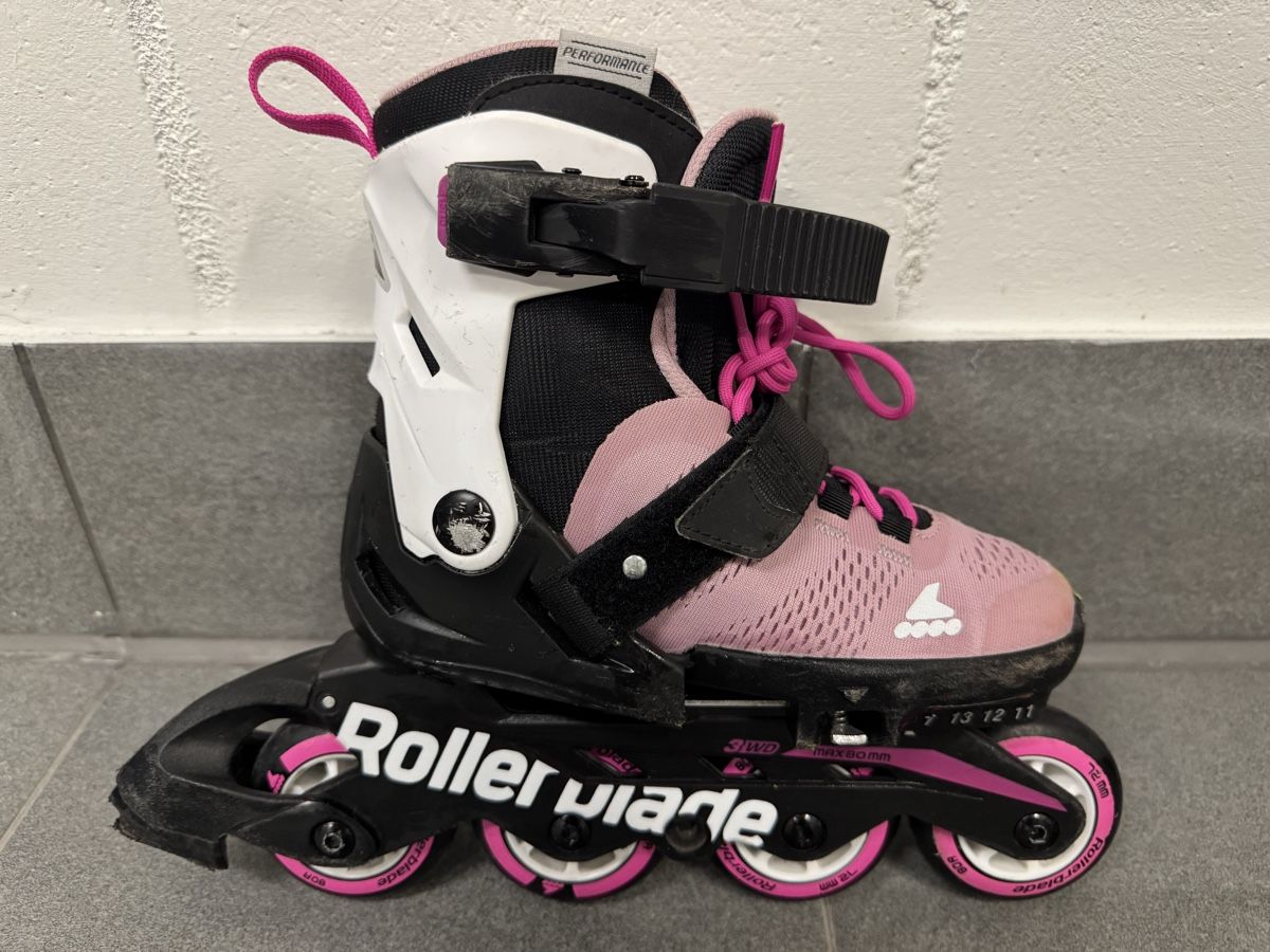 Pattini in linea & Pattini a rotelle: Rollerblade Inlineskates Mädchen, Grösse 28-32, Top Zustand – Usato da Inwil venduto da blue_ninja 1
