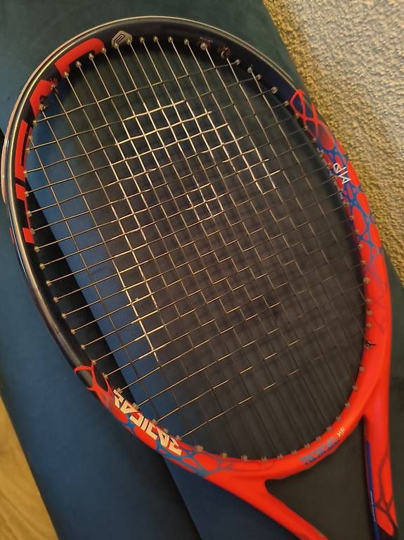 Schläger: Raquette de tennis  – Neu und originalverpackt aus Conthey von ale_2n7b 1
