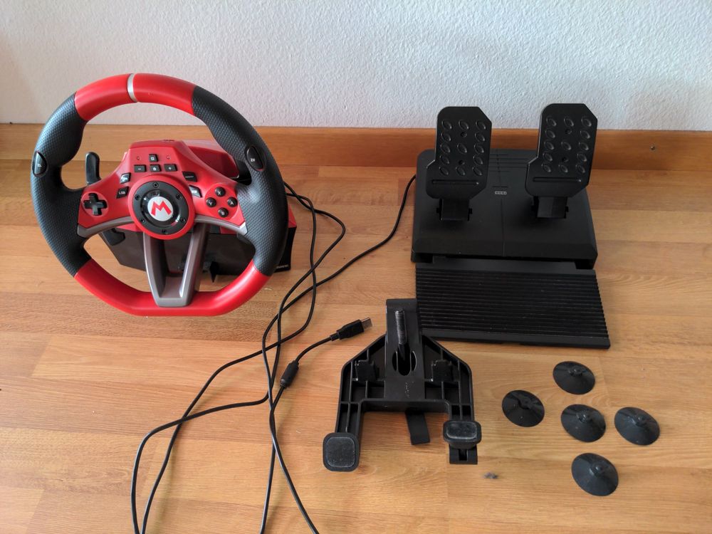 HORI Mario Kart Racing Wheel Pro Deluxe für Nintendo Switch
