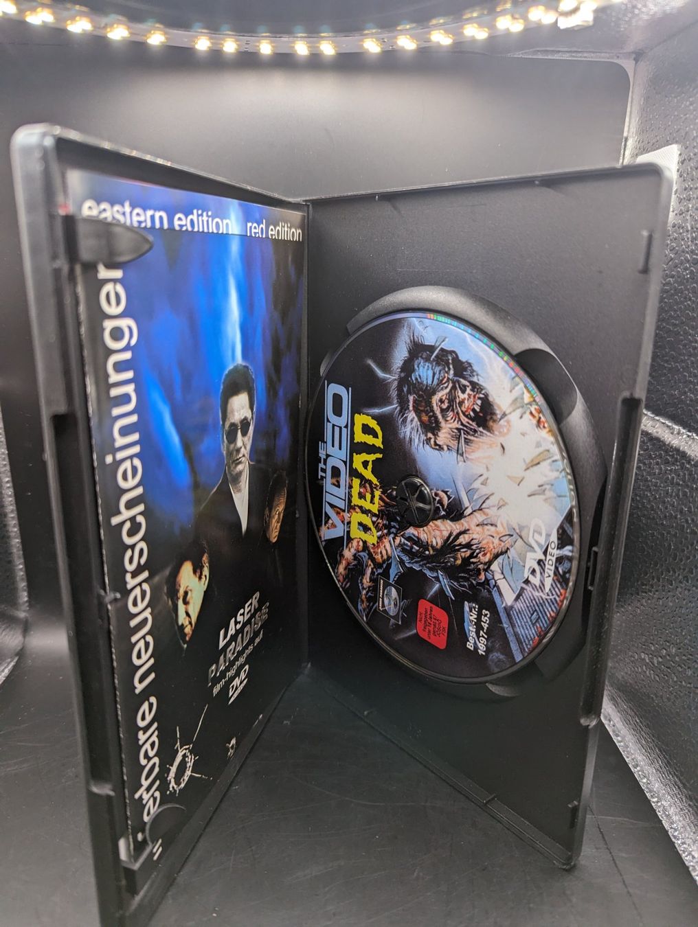 Tutti i DVDs: The Video Dead: Red Edition - Rare DVD Horror – Usato da Hünenberg See venduto da SpecialEditionGaming 2