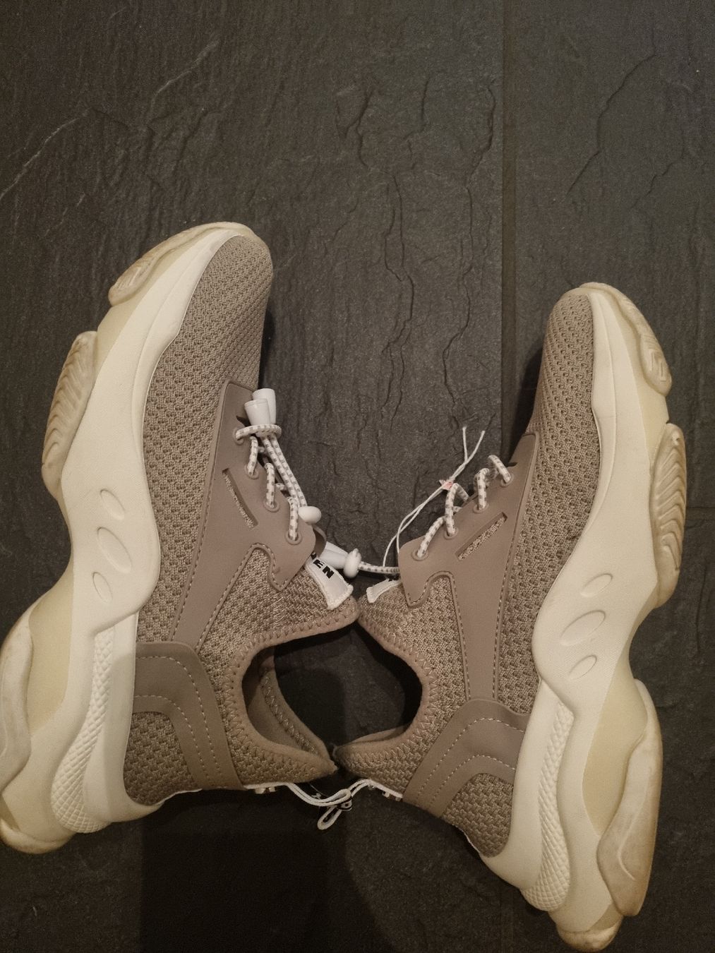 Scarpe da donna: basket steve madden 37 – Usato da Pont de la morge venduto da tatianar96 2