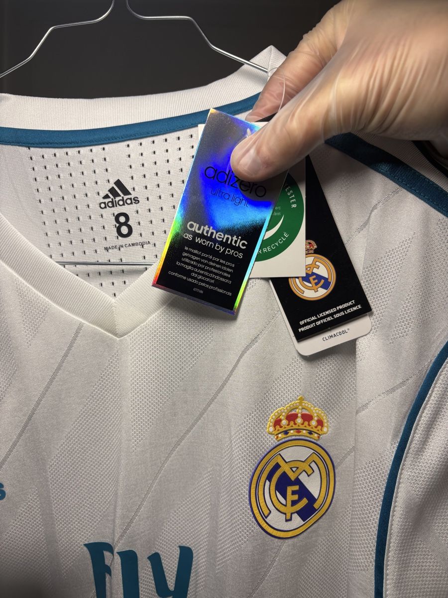 Real Madrid Canottiere & Pantaloni: Real Madrid 2016/17 – Nuovo e nell'imballaggio originale da Wallisellen venduto da mig_285m 1