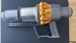 Dyson Staubsauger V15