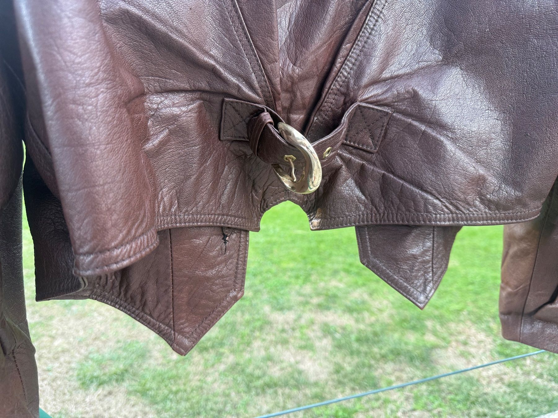 Vera Pelle Giacche: Giacca corta in pelle marrone da donna – Usato da Monte Carasso venduto da Ely67 3