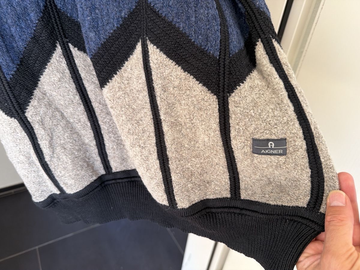 Pulls & Sweat-shirts: Strickpullover Aigner Mehrfarbig Grösse 50 – D'occasion à Wetzikon ZH par philippe_22 1