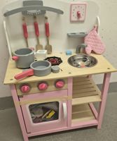 Kinderküche aus Holz - Spielküche für kleine Köche!