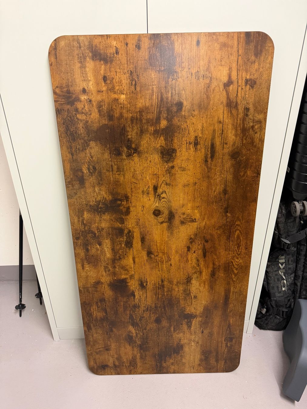 Piatti di portata: Holztischplatte rustikal im Vintage-Look – Usato da Wil SG venduto da petraba