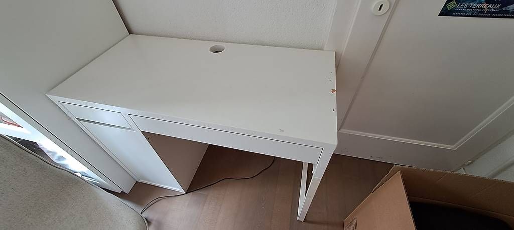 Ikea Schreibtische: Bureau enfant – Gebraucht aus La Croix (Lutry) von edo_n8wf 1